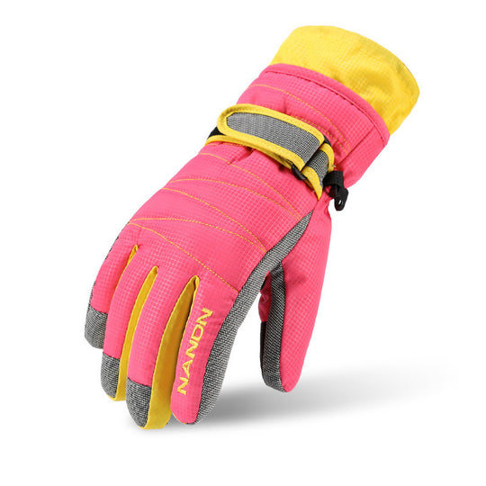 MaxProtect Winter Tech Gloves.