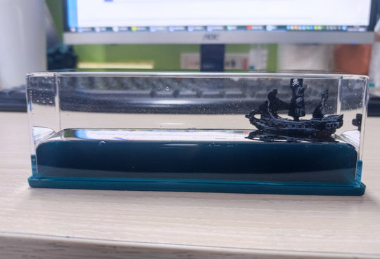 Creative Cruise Ship Decoration Fluid Drift Bottle Desktop Decorative Ornament.