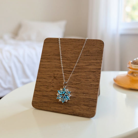 Frozen Frost light necklace